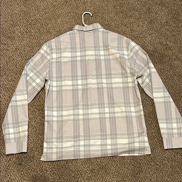 Lululemon button up men’s large - Picture 2 of 3